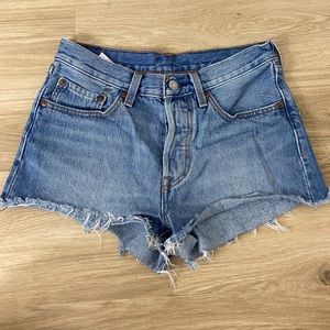 Levi’s 501 shorts